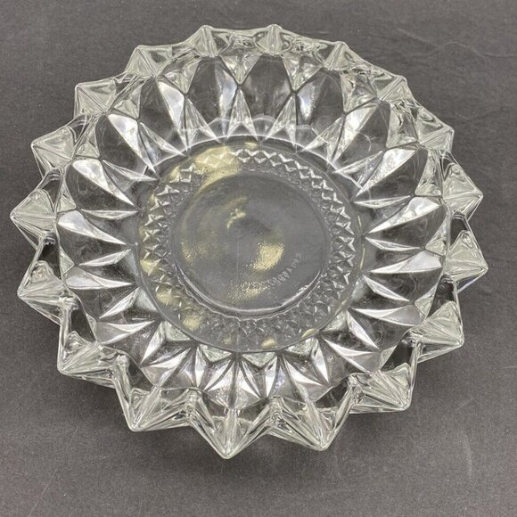VTG KIG‎ Indonesia Diamond Pressed Glass Clear Round Ashtray Trinket Dish MCM - Picture 2 of 13